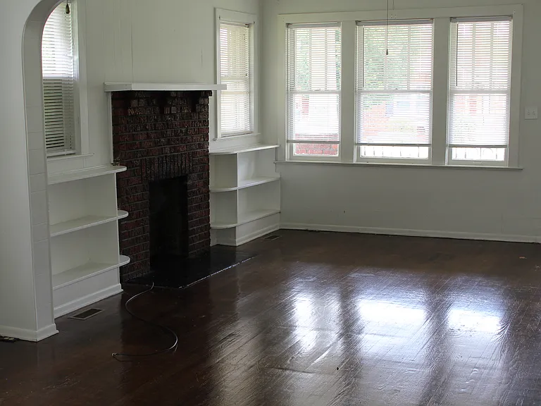 305 Allen Ave — Photo 20