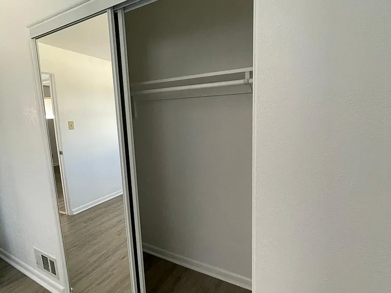 5041 E Thrill Pl — Photo 2