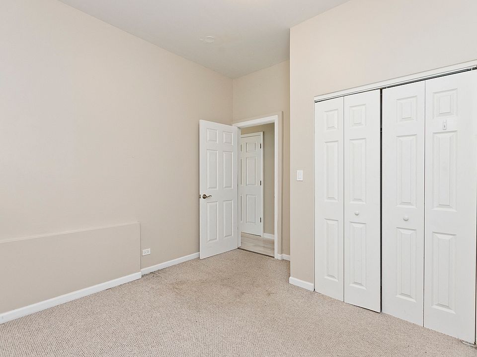 Unit #1F bedroom