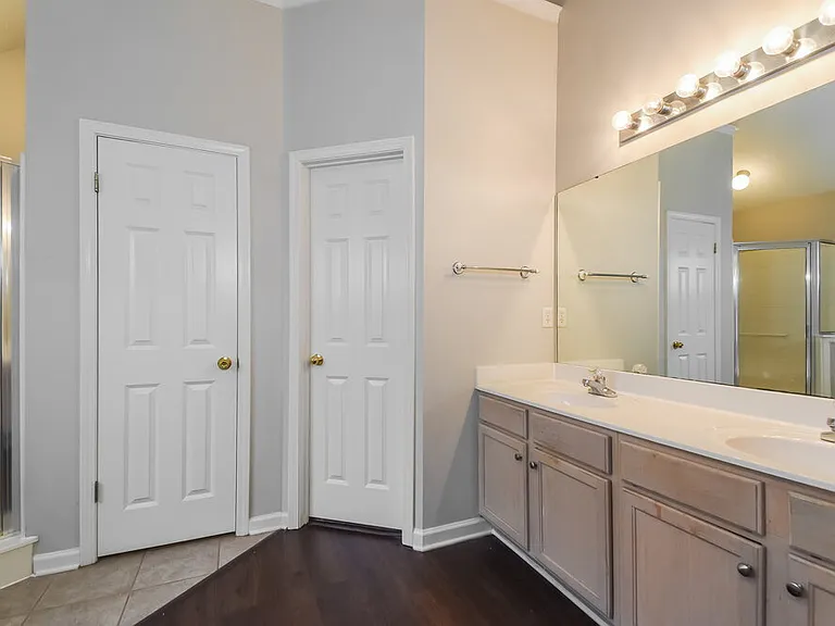 7510 Bakers Glenn Ln — Photo 12