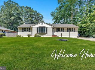 174 Hardenburg Ln, Milltown, NJ 08850