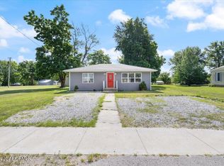 203 School St, Jamestown, MO 65046