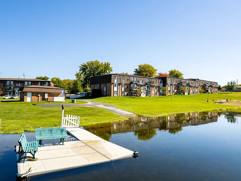 Greens Lake Apartments — Photo 5