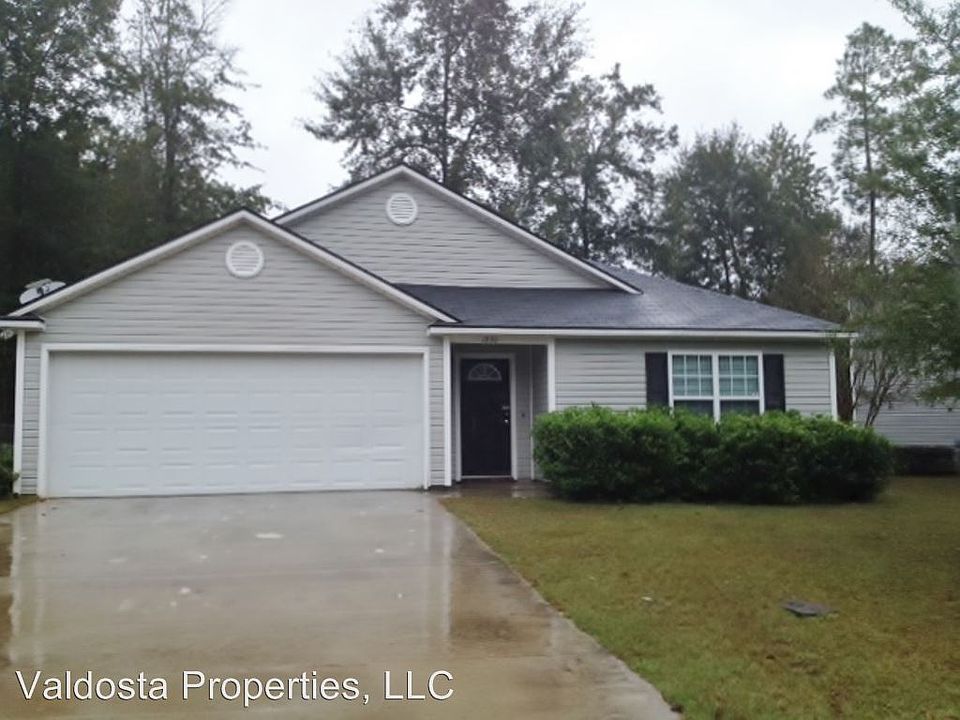 1st image of 1830 Hazel Dr