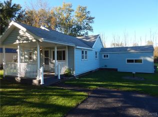 6133 Griffin Dr, Cicero, NY 13039