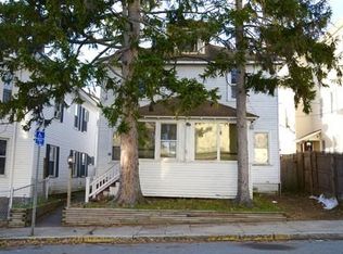 16 Willow St, Methuen, MA 01844