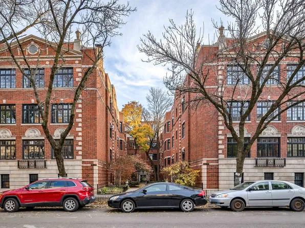 509 W Aldine Ave APT 2D, Chicago, IL 60657