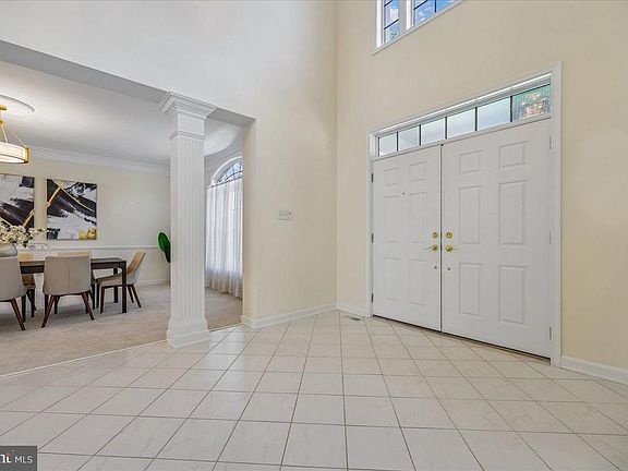 5th image of 11021 Daybreak Ct
