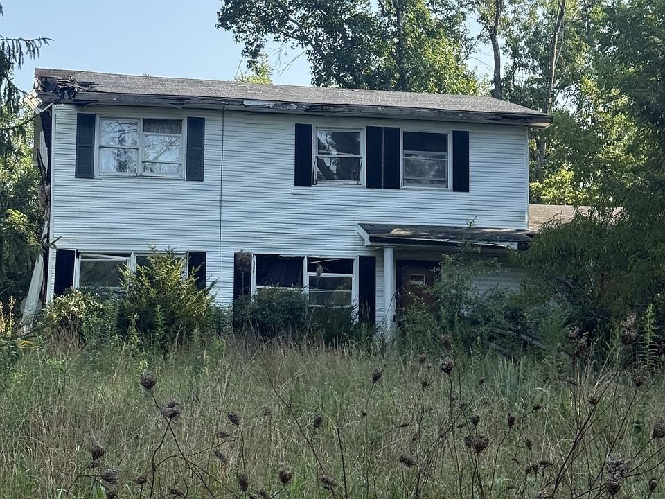1st image of 3832 Great Falls Rd