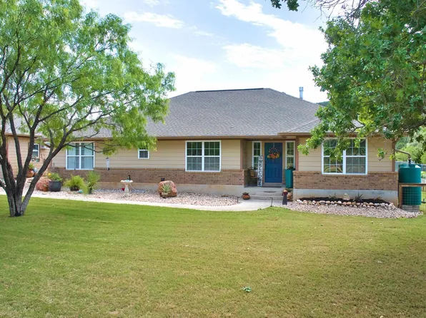395 Lehne Loop, Buchanan Dam, TX 78609
