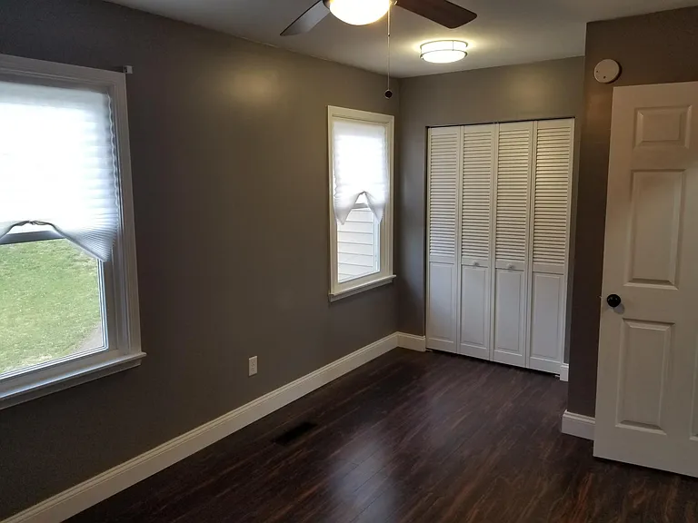 1112 Forest Hills Ave #B — Photo 12