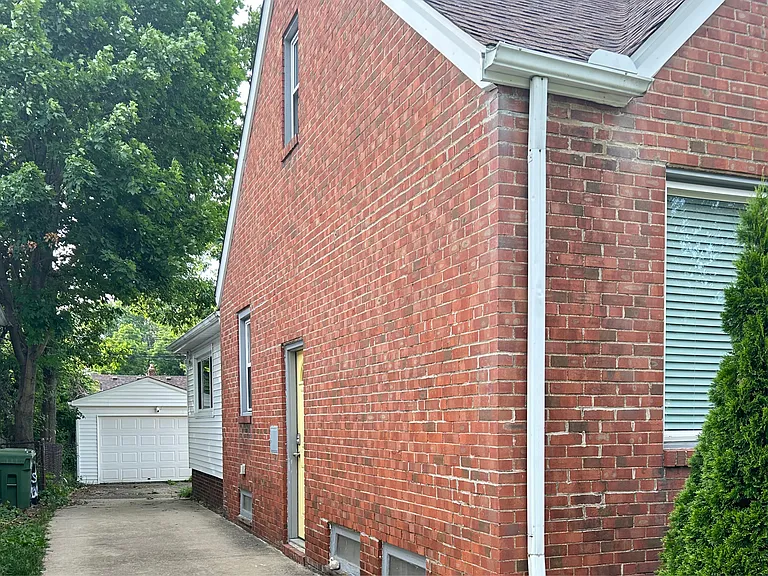 5934 Deering Ave — Photo 29
