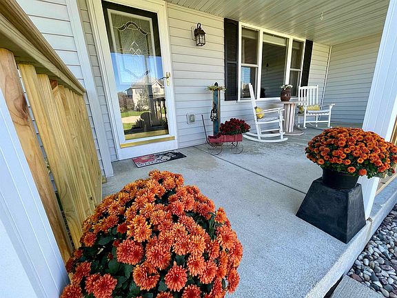 3rd image of 4434 Windfield Way