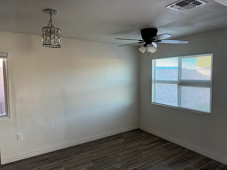 245 N Colorado St #1/2 — Photo 2