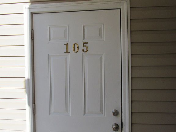 2nd image of 4425 Jay Bird Cir Unit 105