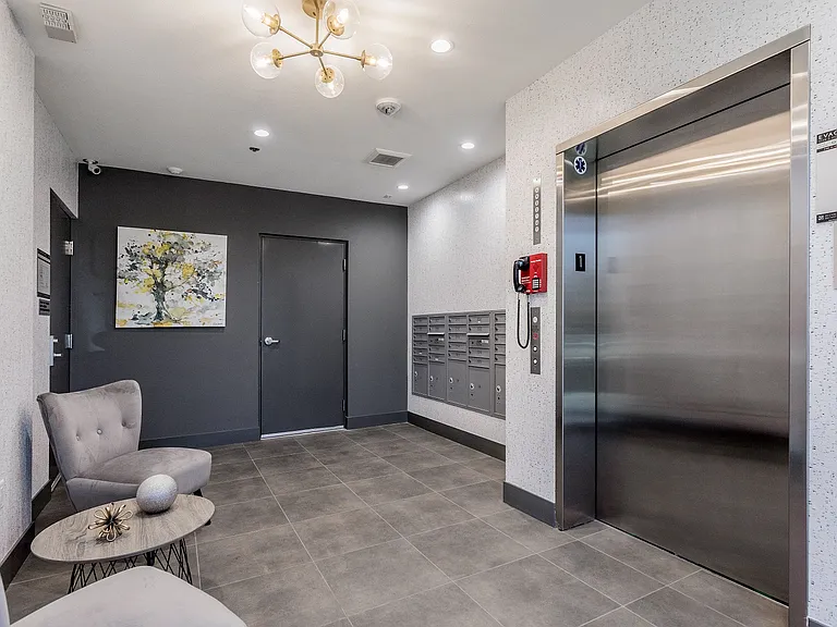 Lido Apartments - 1039 S Hobart — Photo 44