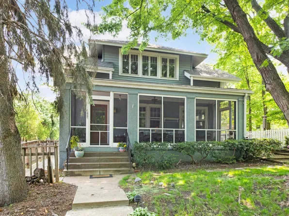 1338 Keston St, Saint Paul, MN 55108