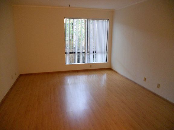 5th image of 49 Showers Dr APT N166