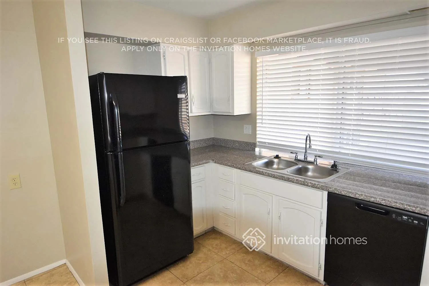13815 N 45th Ave Glendale, AZ 85306 — Photo 4