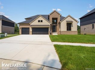 18842 Via Firenze, Macomb, MI