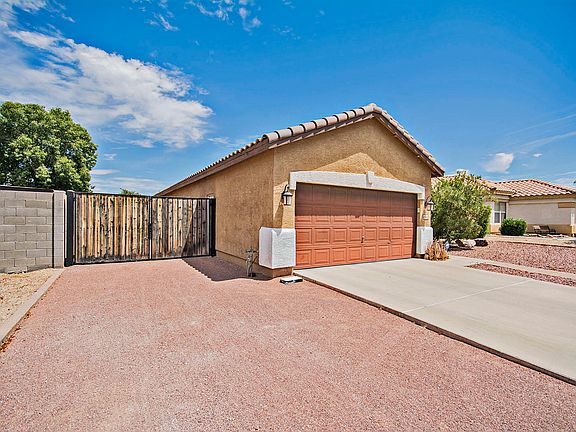 2nd image of 10542 W Foothill Dr