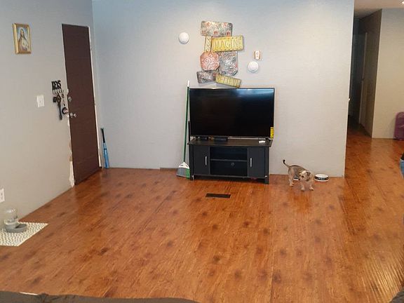 4th image of 7501-142D Avenue 395