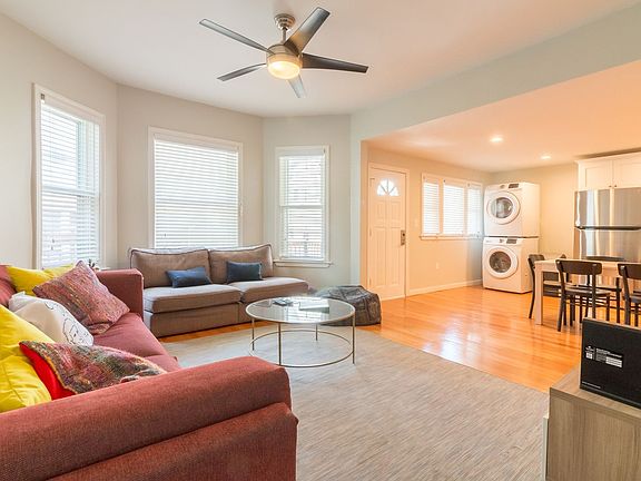 5th image of 1059 Saratoga St #1-C