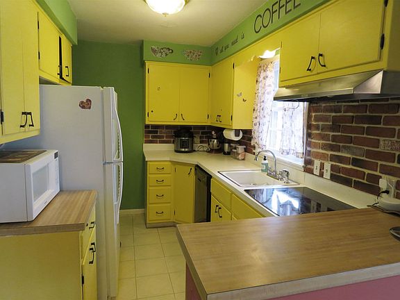 4th image of 2517 Whitehall Dr