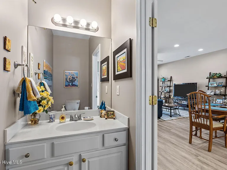 101 Ole Field Cir #C — Photo 9