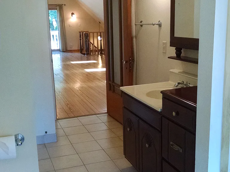 3400 N Downer Ave — Photo 18