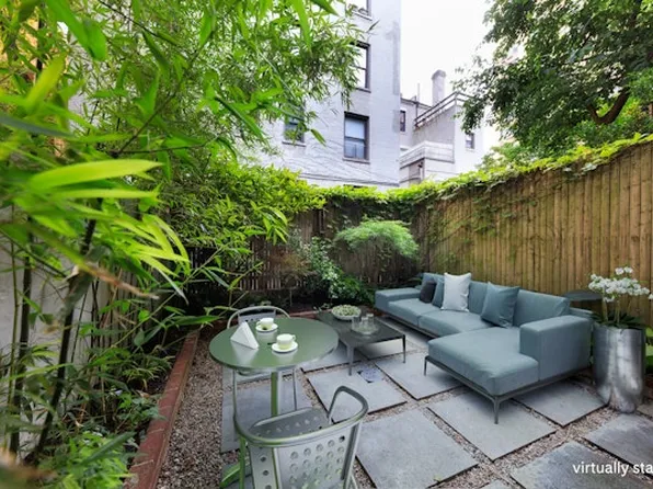 219 West 70th Street image 4 of 19