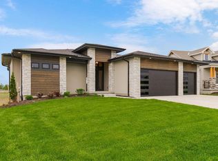 16781 S Fellows St, Olathe, KS 66062