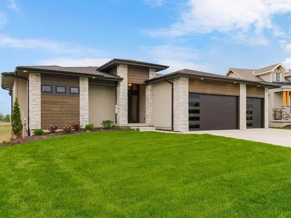 16781 S Fellows St, Olathe, KS 66062