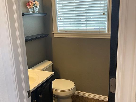 2nd image of 3866 Dyanna Drive