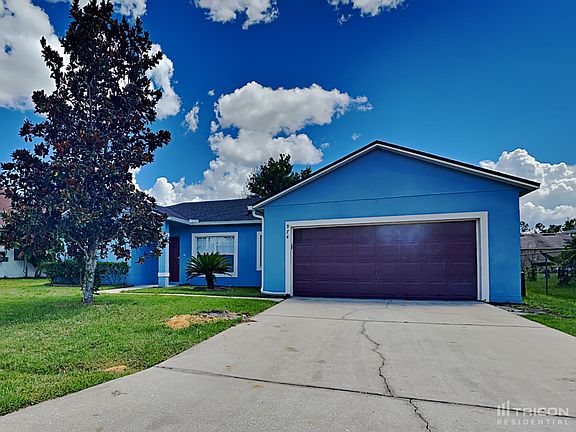 2nd image of 974 Cambridge Ct