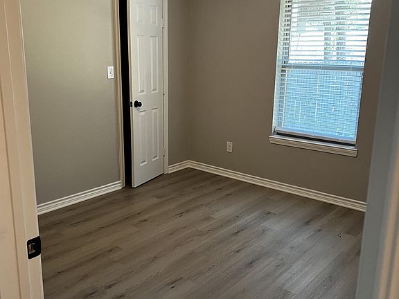 5th image of 3617 McDonald Rd