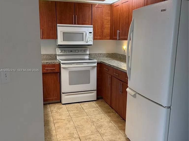 1000 SW 125th Ave #402N — Photo 1