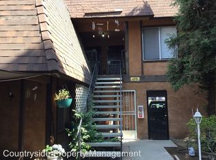 563 W Alamos Ave APT D, Clovis, CA