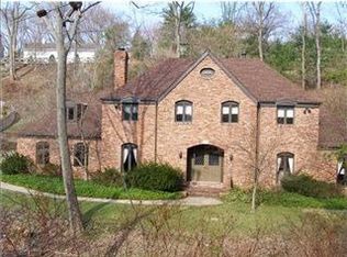 796 Scrubgrass Rd, Pittsburgh, PA 15243