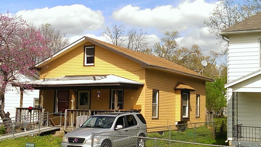 2nd image of 312 NE Woodruff Ave