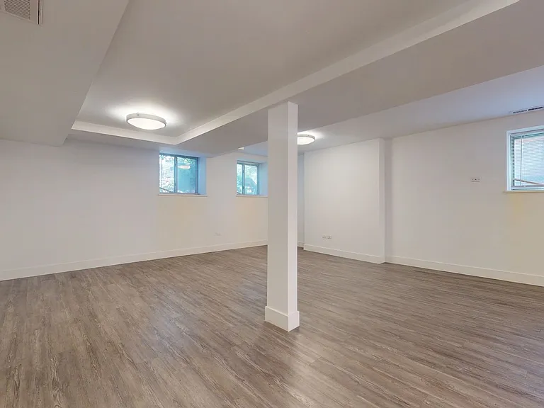 Dining/Living room