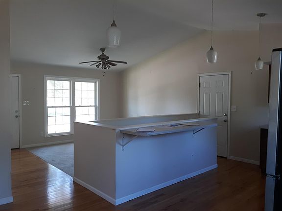 Living Room/ Remote control Ceiling Fan. Hardwood Floors.