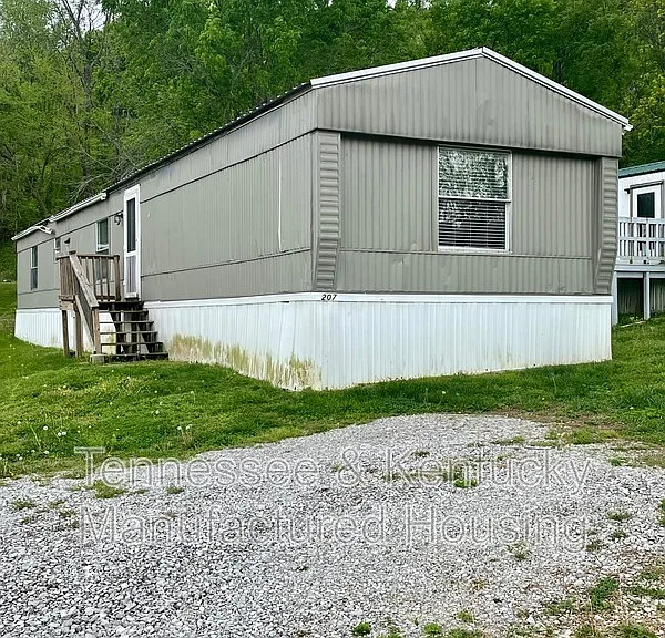 207 Cumberland Ln — Photo 9