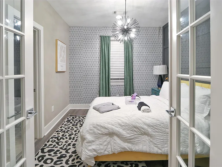 2105 Hadley St — Photo 22