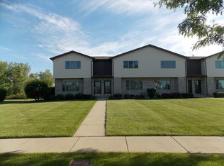 797 Sojourn Rd, New Lenox, IL 60451