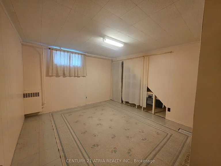 32 Meadowview Ave — Photo 19
