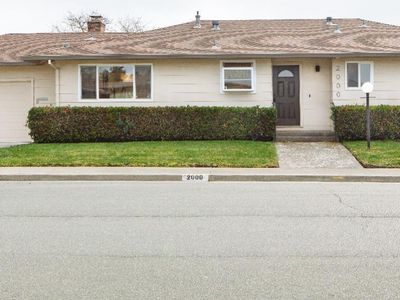 2000 Knight Avenue, Petaluma, CA, 94954