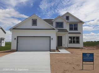 4593 N Water Rd, Sanford, MI 48657