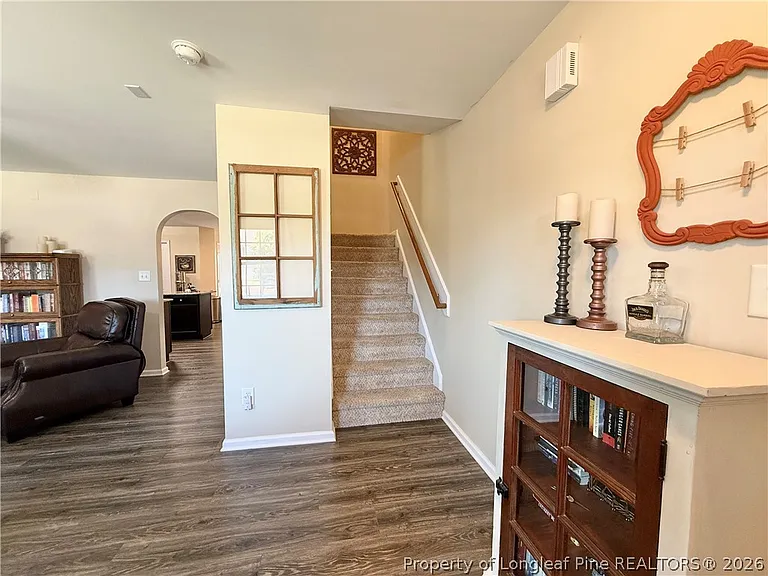 164 Regimental Dr — Photo 5