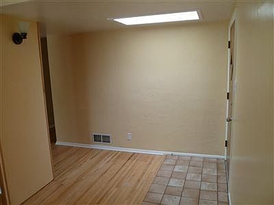 2nd image of 3101 Dakota St NE